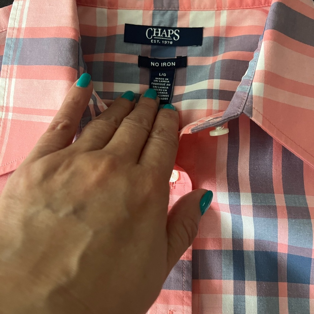 Chaps women’s L Pink blue Plaid Button-Up Shirt - Picture 2 of 9